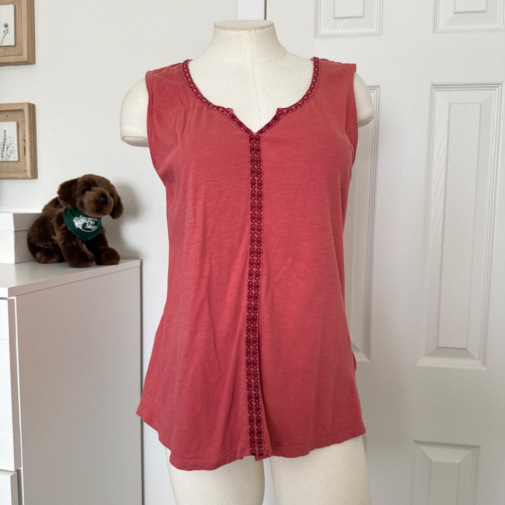 Kuhl Womens Organic Cotton Embroidered V-Neck Tank Top Coral Pink Medium *Read